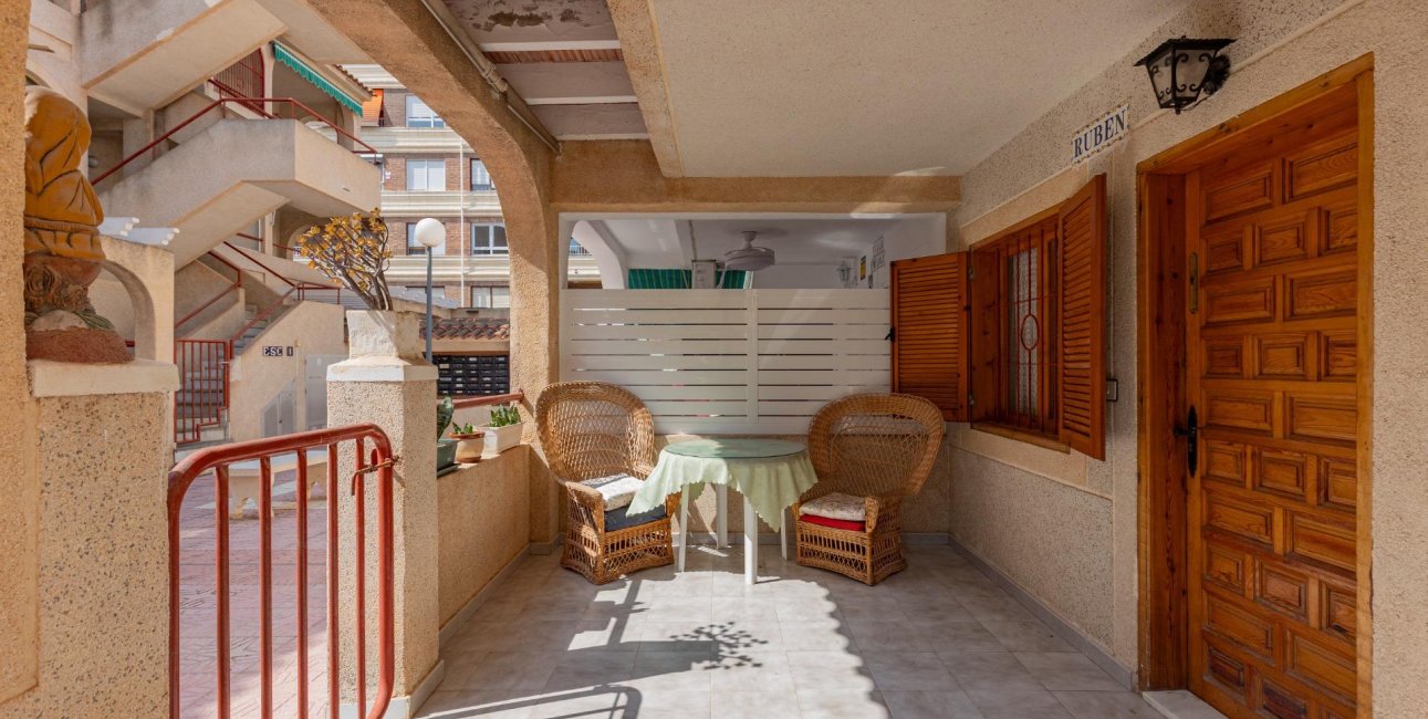 Resale - Apartment / flat -
Torrevieja - Acequion