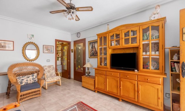 Resale - Apartment / flat -
Torrevieja - Acequion