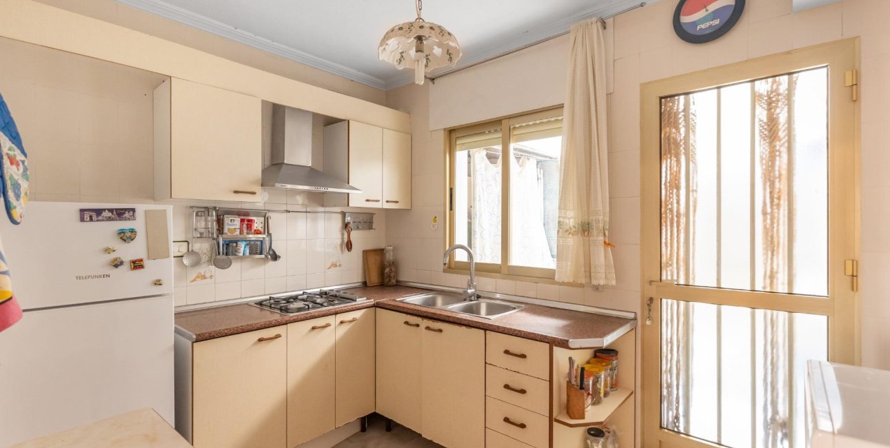 Resale - Apartment / flat -
Torrevieja - Acequion