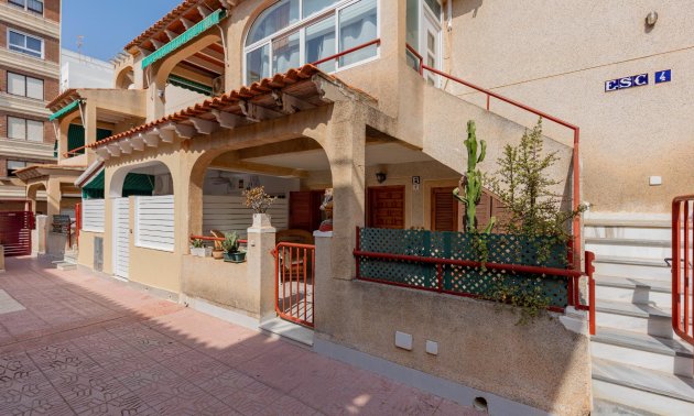 Resale - Apartment / flat -
Torrevieja - Acequion