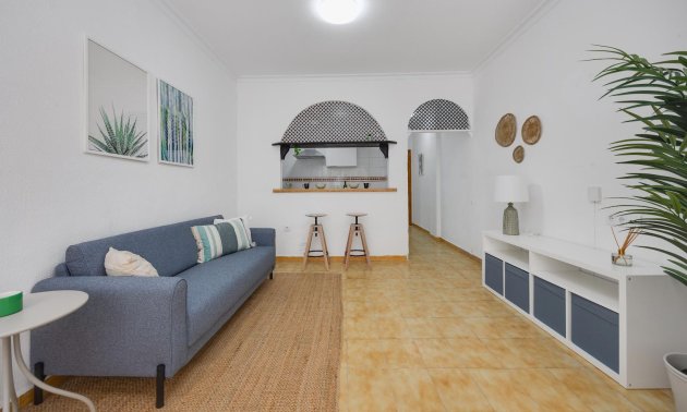 Resale - Apartment / flat -
Torrevieja - Playa del Cura