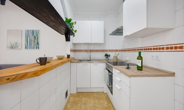 Resale - Apartment / flat -
Torrevieja - Playa del Cura