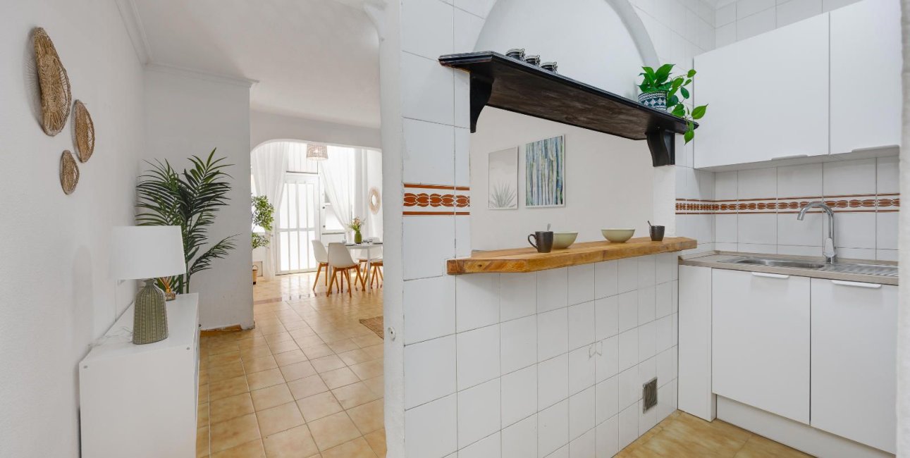 Resale - Apartment / flat -
Torrevieja - Playa del Cura