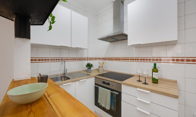 Resale - Apartment / flat -
Torrevieja - Playa del Cura