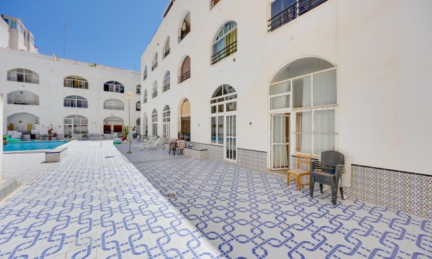Resale - Apartment / flat -
Torrevieja - Playa del Cura