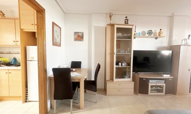 Resale - Bungalow -
Torrevieja