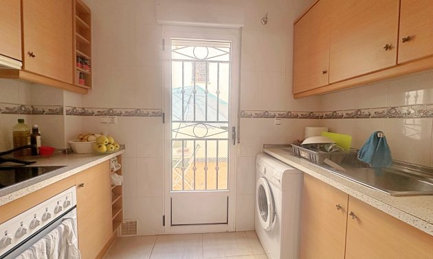 Resale - Bungalow -
Torrevieja
