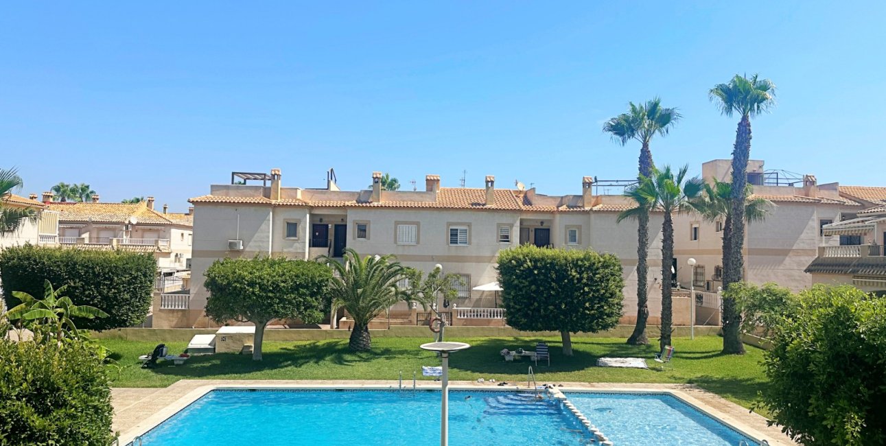 Rynek wtórny - Bungalowy -
Torrevieja - Aguas Nuevas