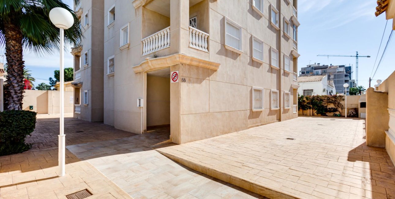 Reventa - Apartamento / piso -
Torrevieja - Nueva Torrevieja