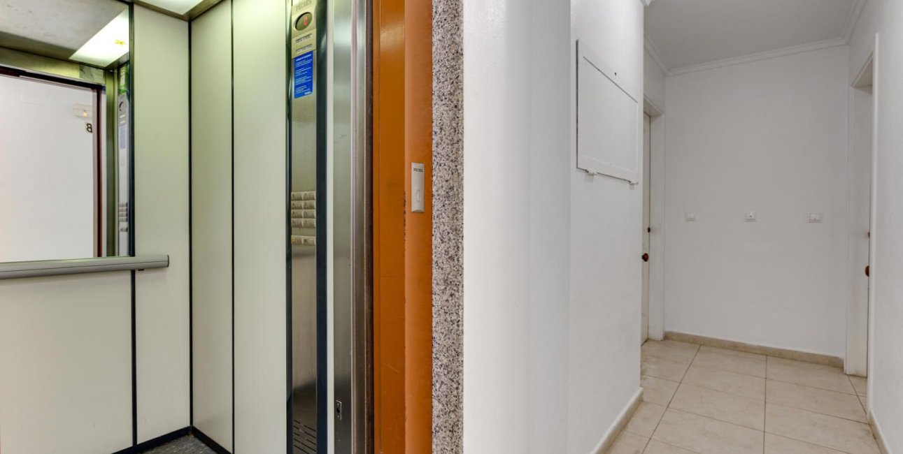 Reventa - Apartamento / piso -
Torrevieja - Nueva Torrevieja
