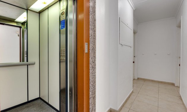 Reventa - Apartamento / piso -
Torrevieja - Nueva Torrevieja