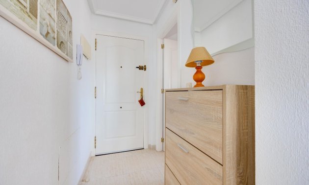 Reventa - Apartamento / piso -
Torrevieja - Nueva Torrevieja