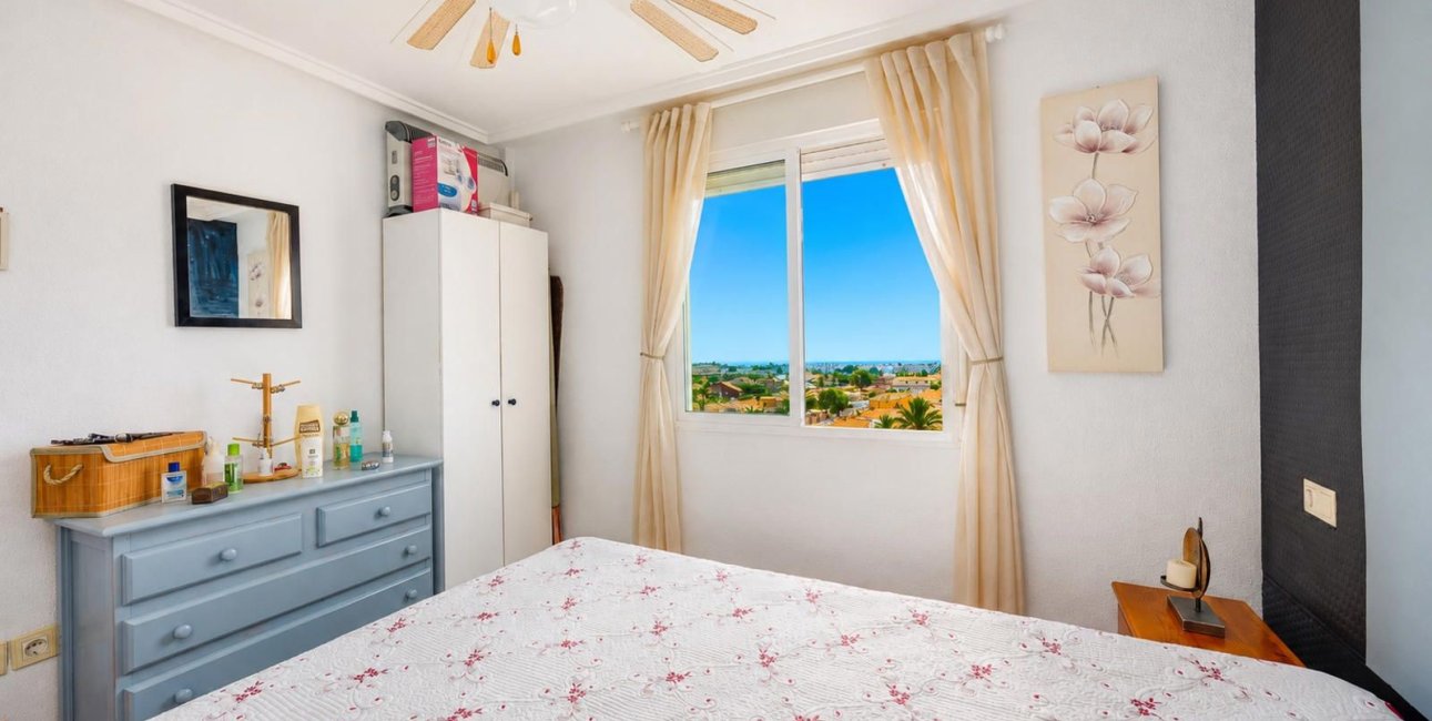 Reventa - Apartamento / piso -
Torrevieja - Nueva Torrevieja