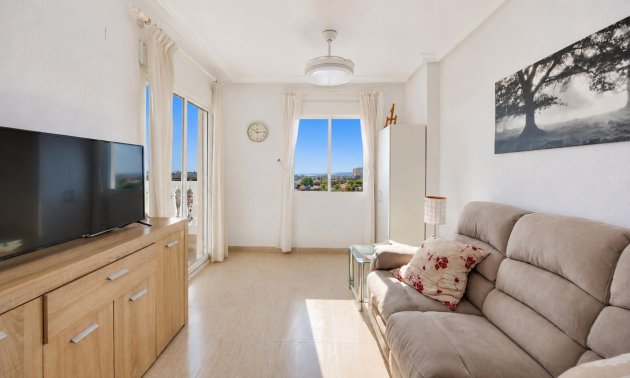 Reventa - Apartamento / piso -
Torrevieja - Nueva Torrevieja