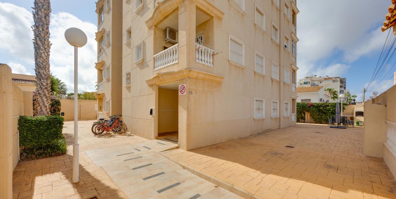 Reventa - Apartamento / piso -
Torrevieja - Nueva Torrevieja