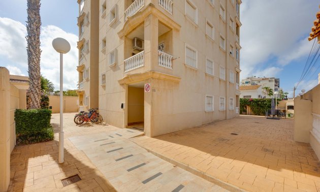 Reventa - Apartamento / piso -
Torrevieja - Nueva Torrevieja