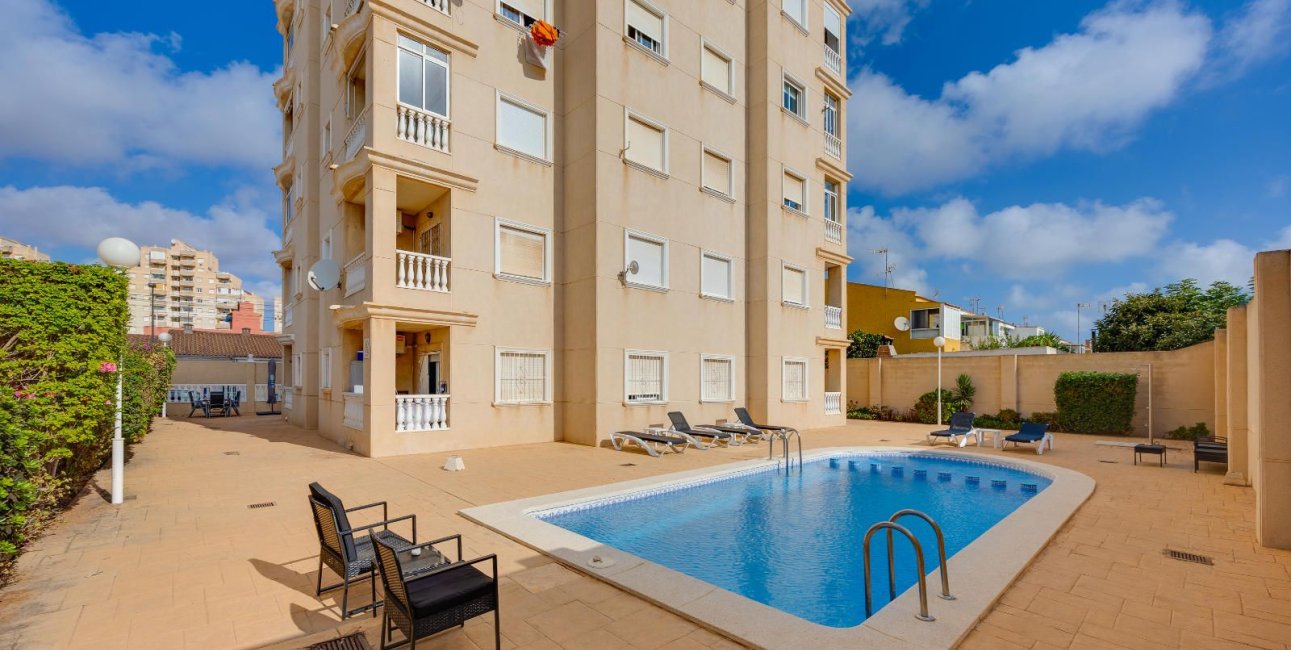 Reventa - Apartamento / piso -
Torrevieja - Nueva Torrevieja