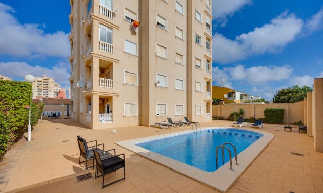 Reventa - Apartamento / piso -
Torrevieja - Nueva Torrevieja