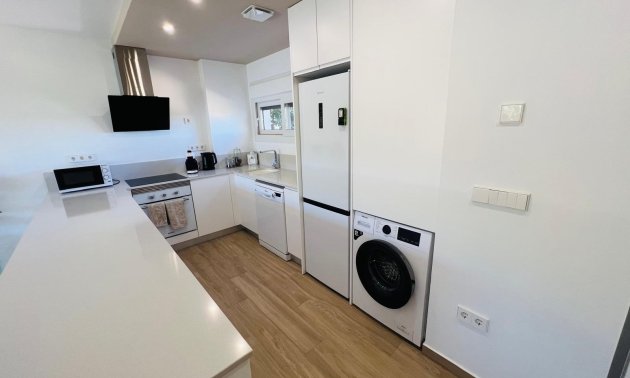 Resale - Apartment / flat -
Los Montesinos - Entre Naranjos / Vistabella Golf