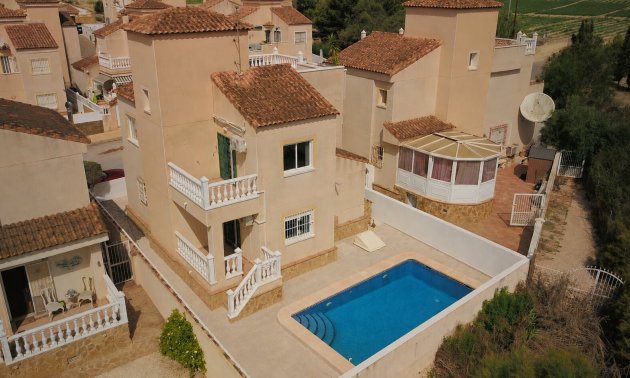 Reventa - Villa -
San Miguel de Salinas - Lake View Mansions