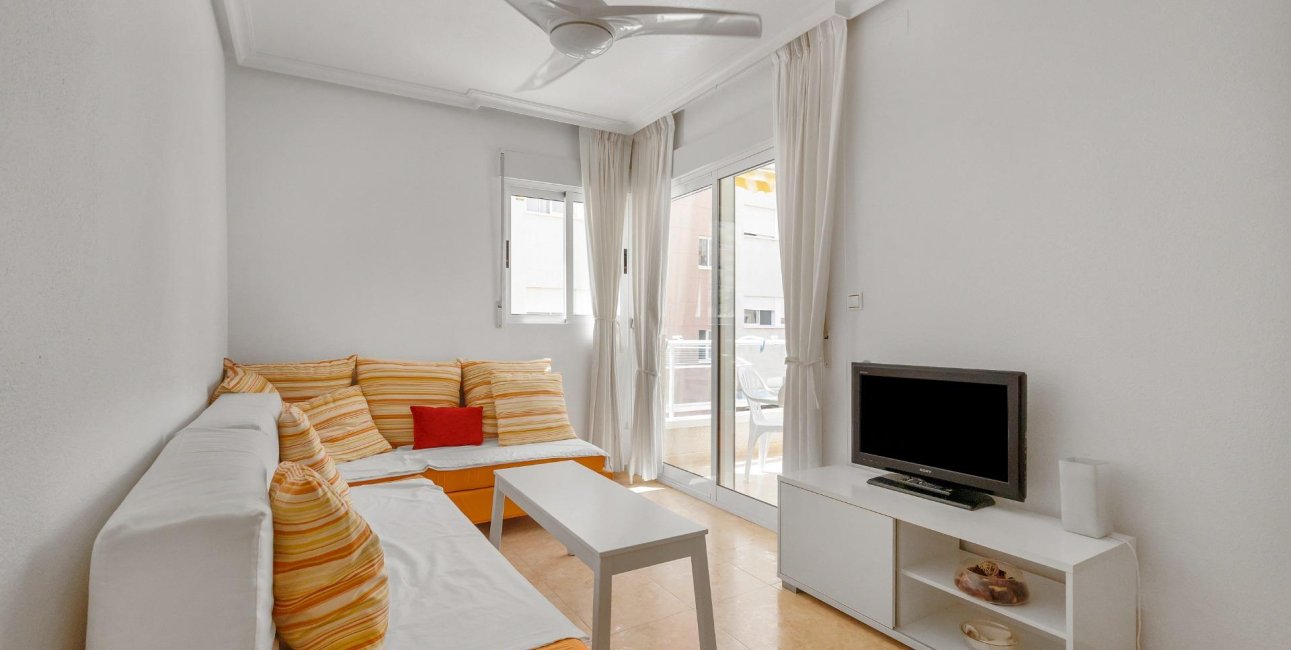 Resale - Apartment / flat -
Torrevieja - Nueva Torrevieja