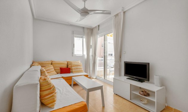 Resale - Apartment / flat -
Torrevieja - Nueva Torrevieja