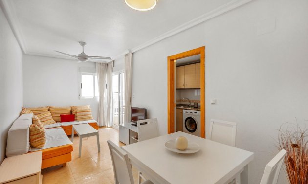 Resale - Apartment / flat -
Torrevieja - Nueva Torrevieja