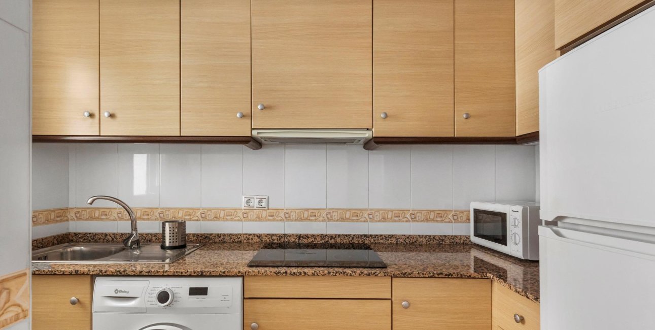 Resale - Apartment / flat -
Torrevieja - Nueva Torrevieja