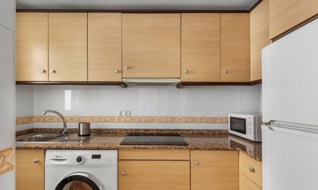 Resale - Apartment / flat -
Torrevieja - Nueva Torrevieja