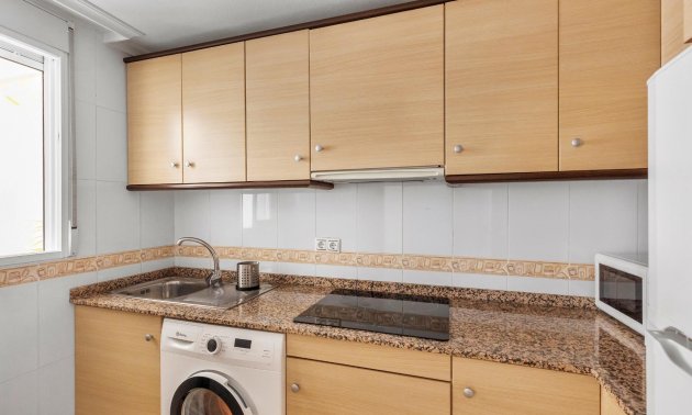 Resale - Apartment / flat -
Torrevieja - Nueva Torrevieja