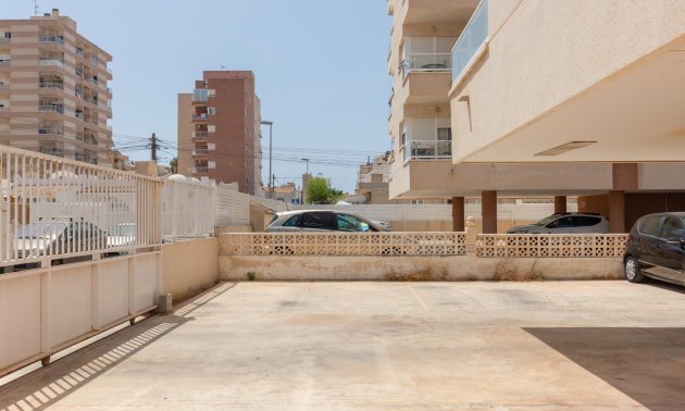 Resale - Apartment / flat -
Torrevieja - Nueva Torrevieja