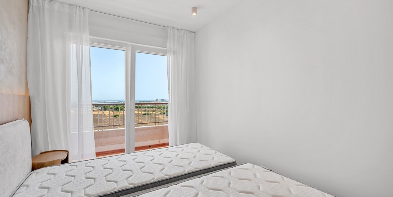 Resale - Apartment / flat -
Torrevieja - Rocio del Mar