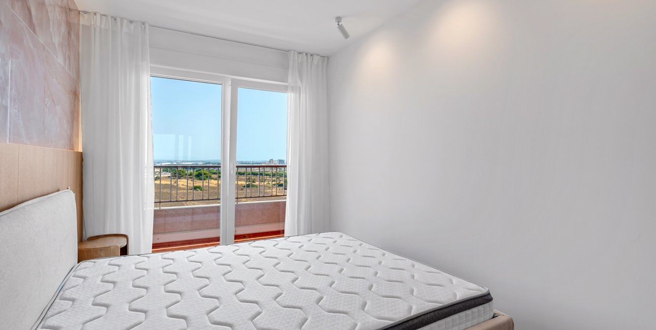 Resale - Apartment / flat -
Torrevieja - Rocio del Mar