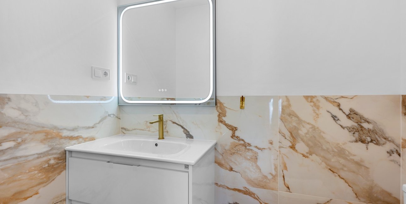Resale - Apartment / flat -
Torrevieja - Rocio del Mar