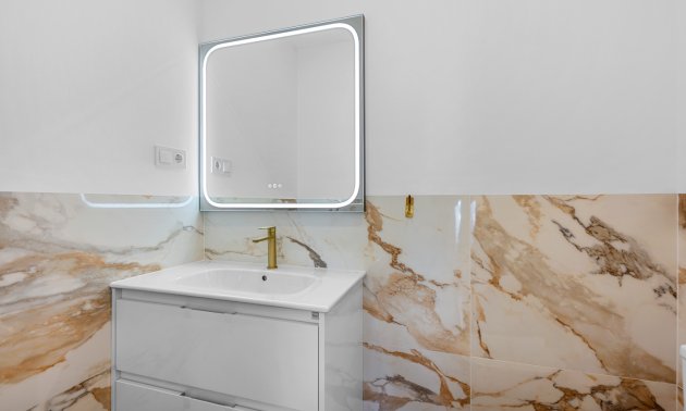 Resale - Apartment / flat -
Torrevieja - Rocio del Mar