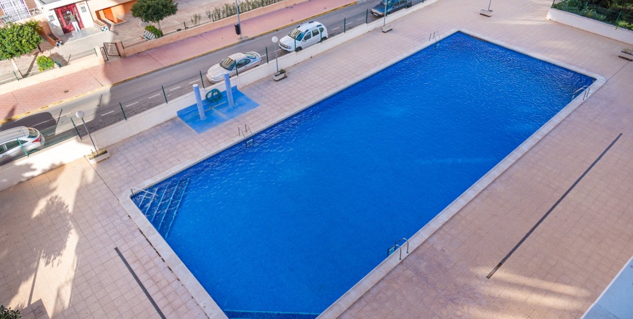 Resale - Apartment / flat -
Torrevieja - Rocio del Mar