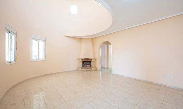 Resale - Villa -
Ciudad Quesada - La Fiesta