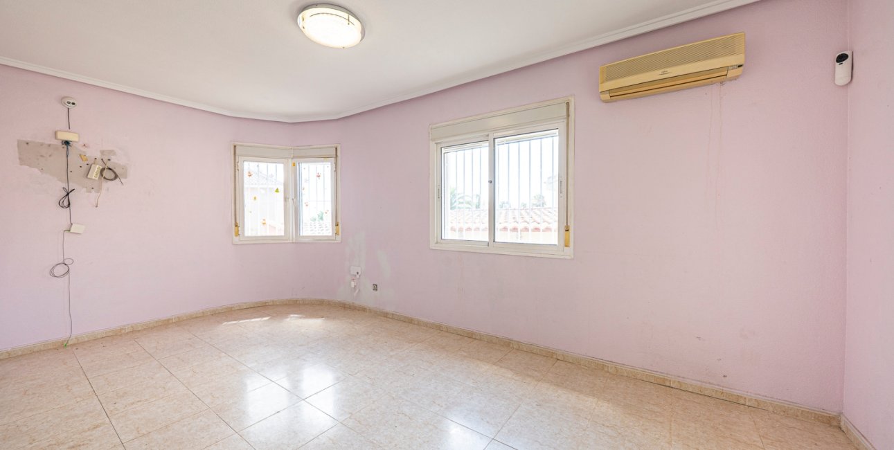Resale - Villa -
Ciudad Quesada - La Fiesta