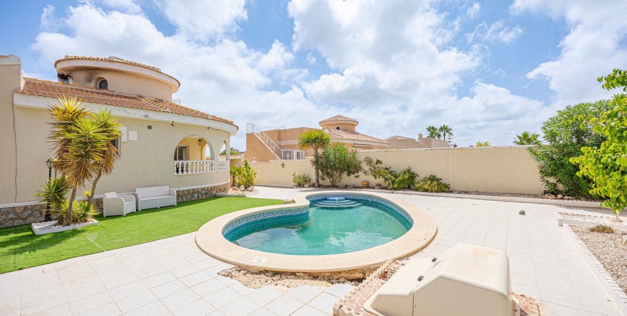 Resale - Villa -
Ciudad Quesada - La Fiesta