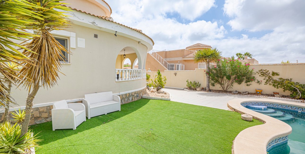 Resale - Villa -
Ciudad Quesada - La Fiesta
