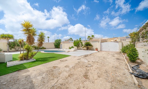 Resale - Villa -
Ciudad Quesada - La Fiesta