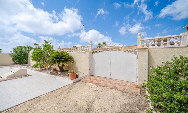 Resale - Villa -
Ciudad Quesada - La Fiesta