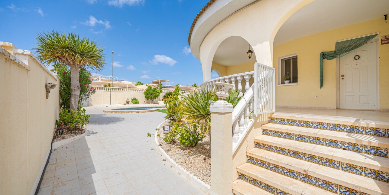 Resale - Villa -
Ciudad Quesada - La Fiesta