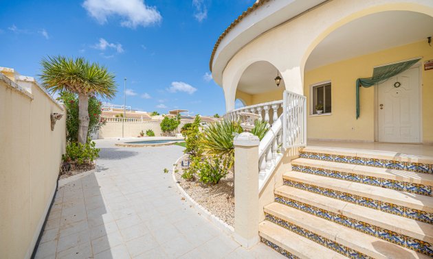 Resale - Villa -
Ciudad Quesada - La Fiesta