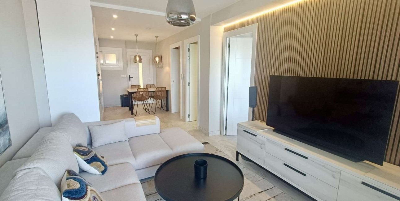 Resale - Apartment / flat -
Torrevieja - Cabo Cervera
