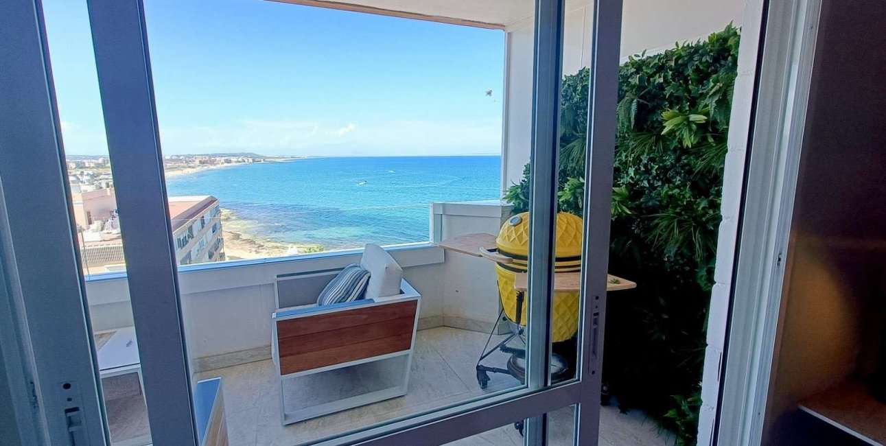 Resale - Apartment / flat -
Torrevieja - Cabo Cervera