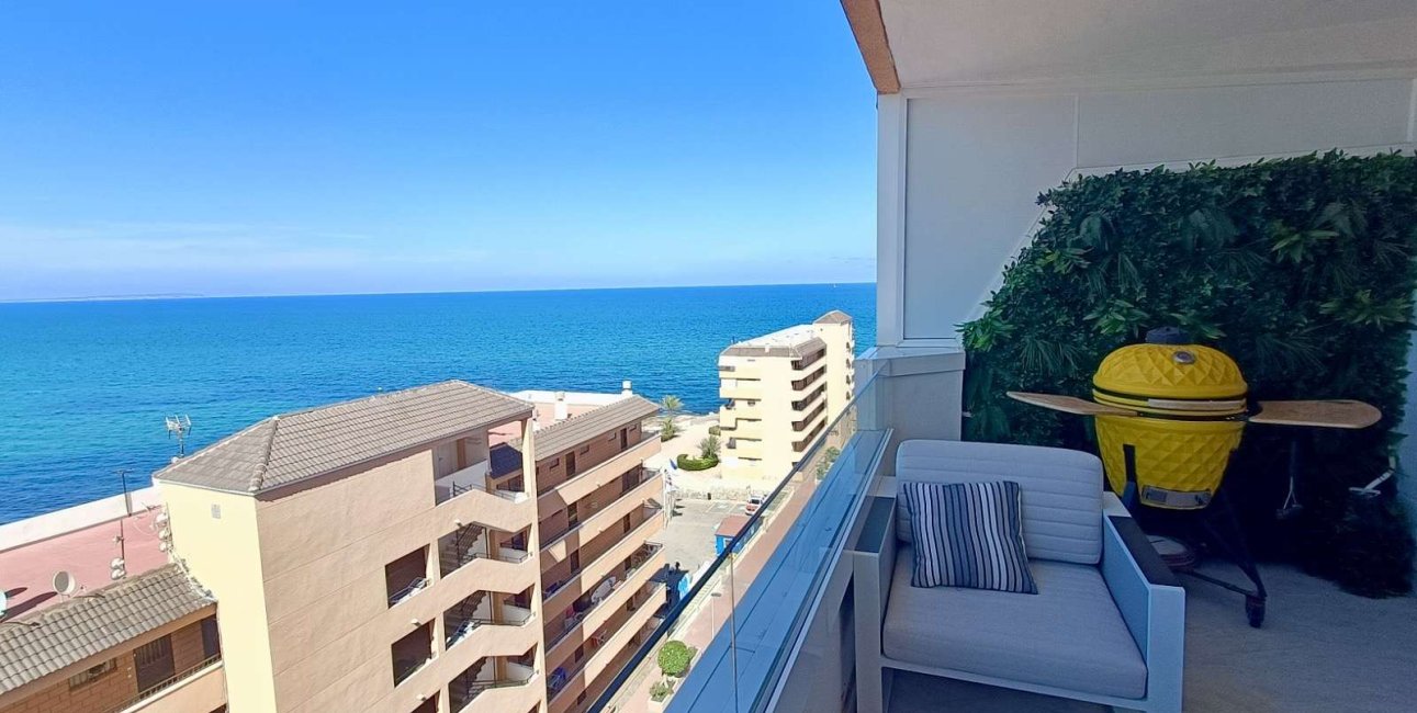 Resale - Apartment / flat -
Torrevieja - Cabo Cervera