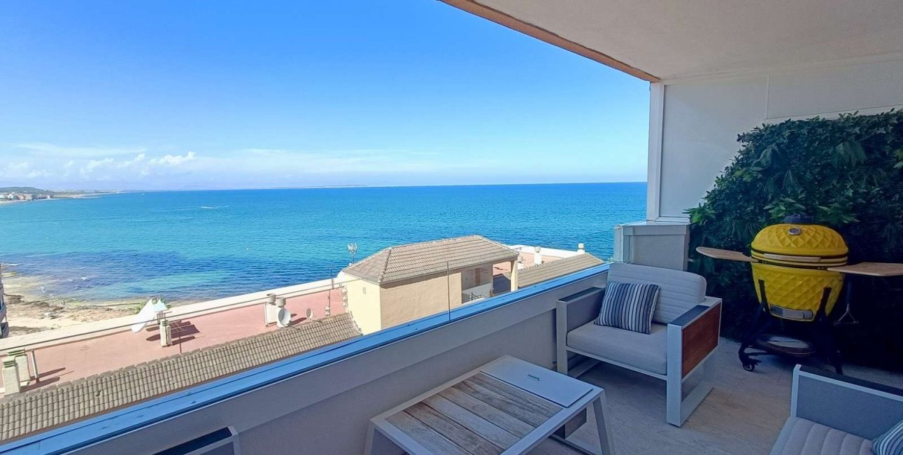 Resale - Apartment / flat -
Torrevieja - Cabo Cervera