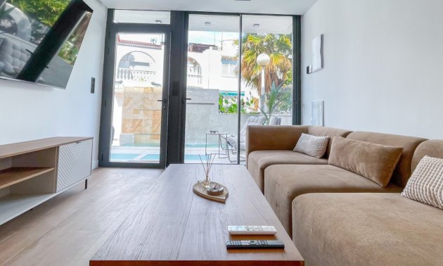 Resale - Townhouse -
Torrevieja - Aguas Nuevas