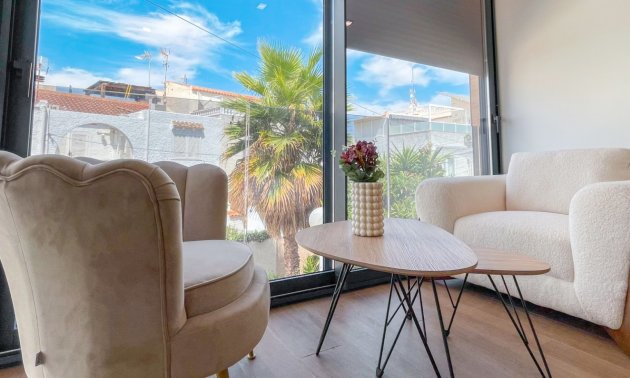 Resale - Townhouse -
Torrevieja - Aguas Nuevas